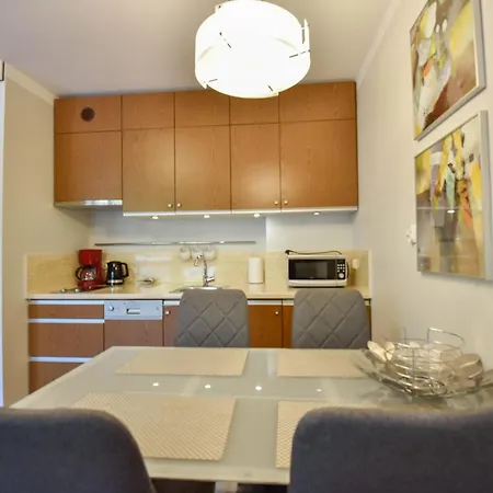 Mistral Z Parkingiem - Promenada & Morze - Na Wyspie Свиноуйсьце