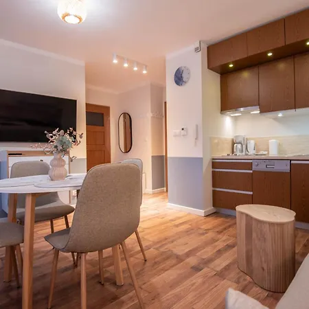 Апартаменты Mistral Z Parkingiem - Promenada & Morze - Na Wyspie Свиноуйсьце