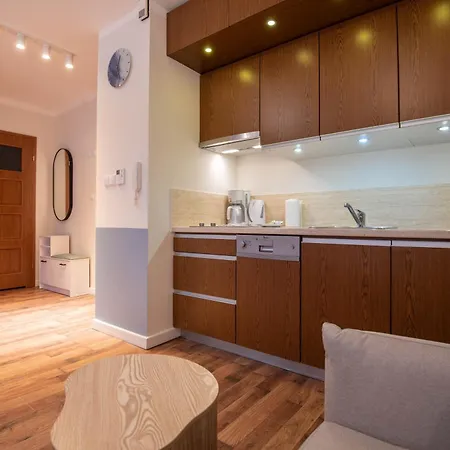 Mistral Z Parkingiem - Promenada & Morze - Na Wyspie Свиноуйсьце