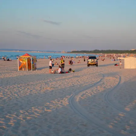 Mistral Z Parkingiem - Promenada & Morze - Na Wyspie